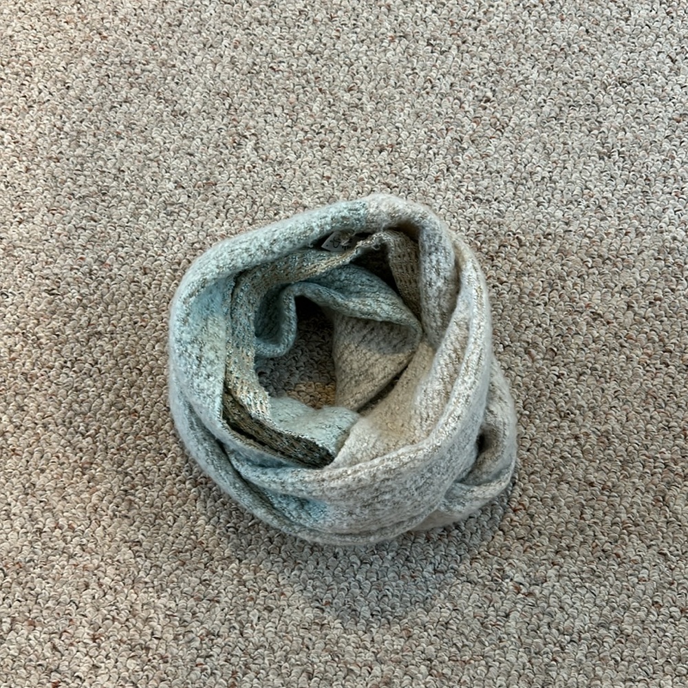 bp. BEIGE/MINT INFINITY SCARF